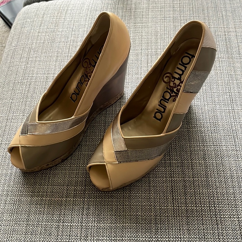 Cute retro vegan wedges